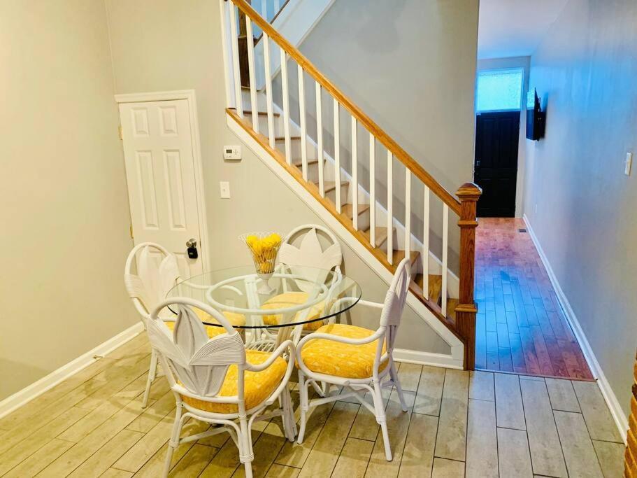 Upscale 2Bd/1.5Ba Townhome Mins To Jhh & Downtown Βαλτιμόρη Εξωτερικό φωτογραφία