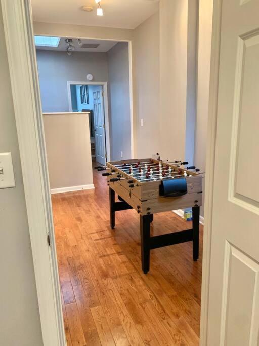 Upscale 2Bd/1.5Ba Townhome Mins To Jhh & Downtown Βαλτιμόρη Εξωτερικό φωτογραφία